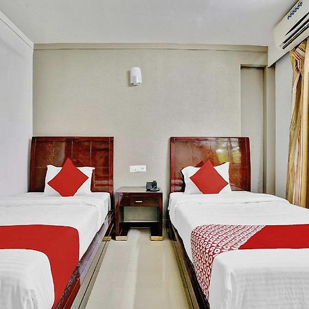 Hotel O Aec Residency Mararikulam Kültér fotó