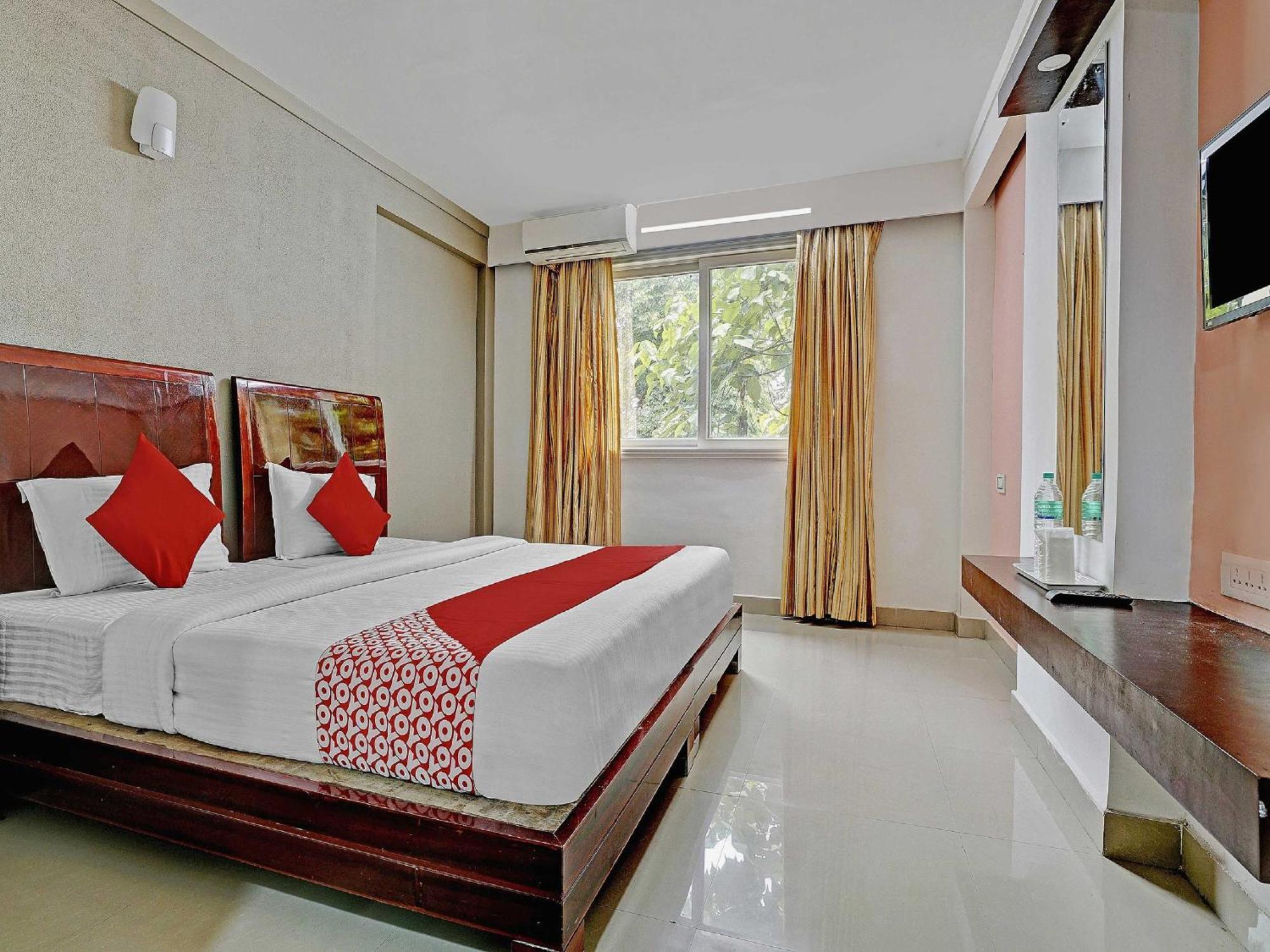 Hotel O Aec Residency Mararikulam Kültér fotó