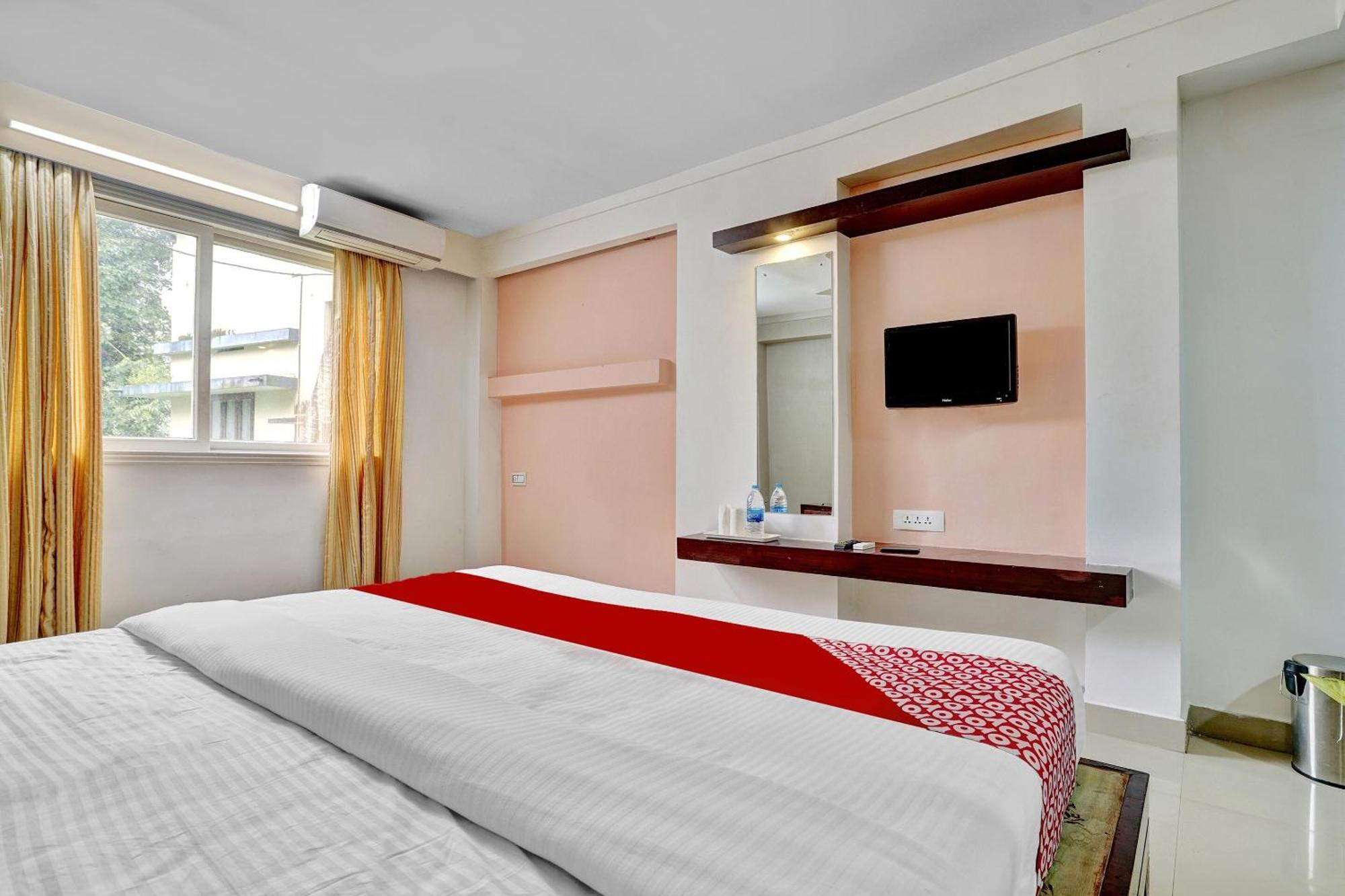Hotel O Aec Residency Mararikulam Kültér fotó