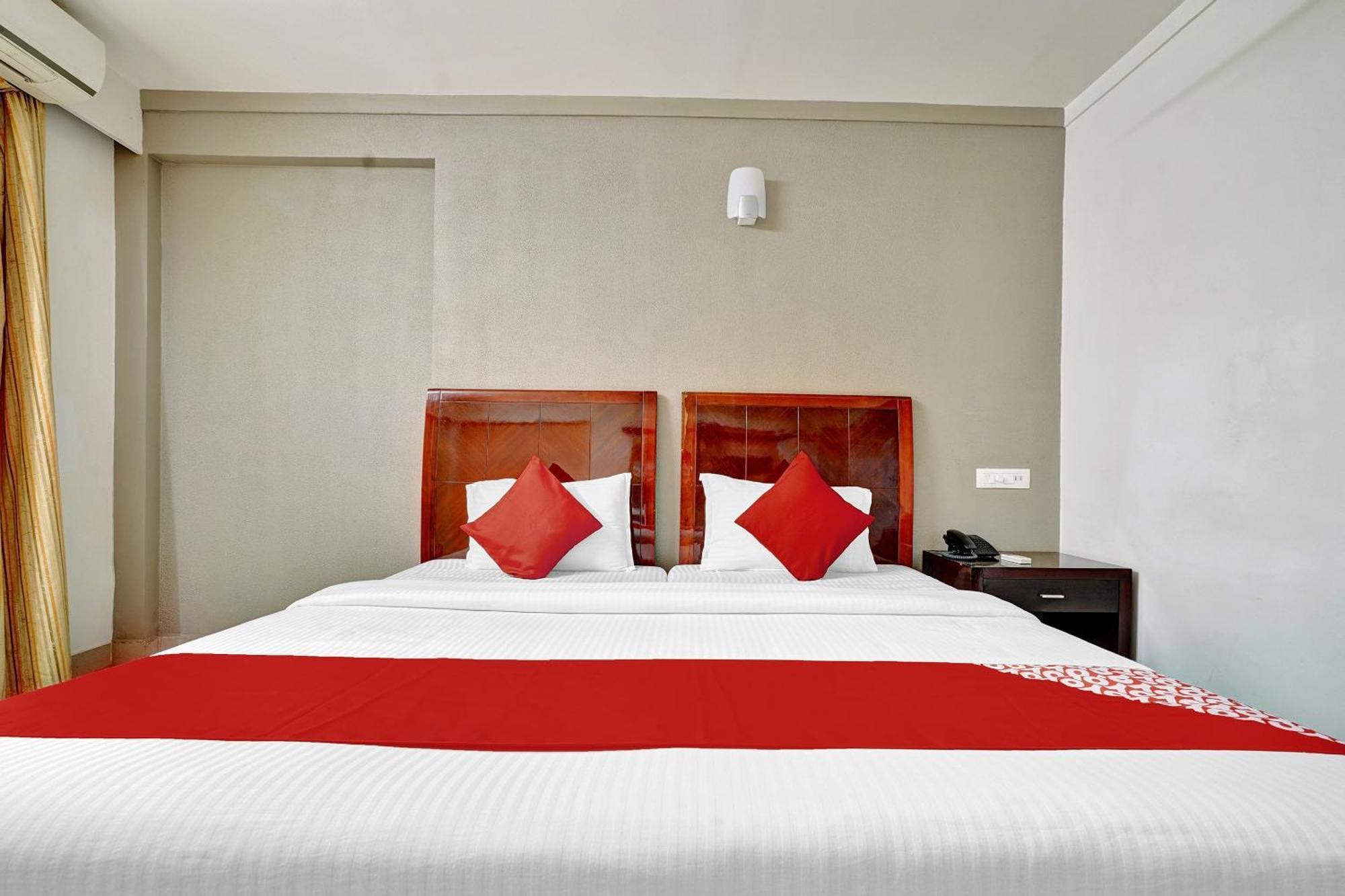 Hotel O Aec Residency Mararikulam Kültér fotó